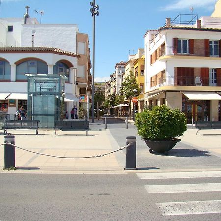 Hostal Platja Cambrils Exterior photo