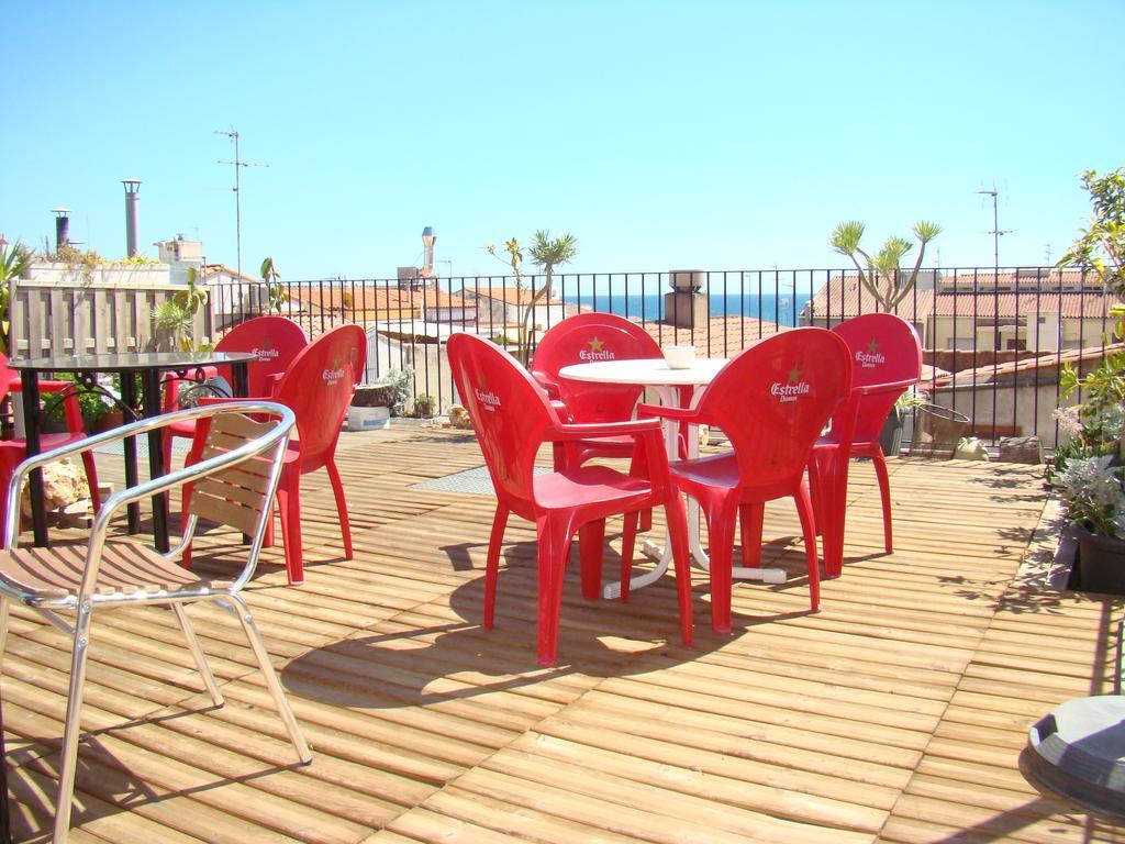 Hostal Platja Cambrils Exterior photo