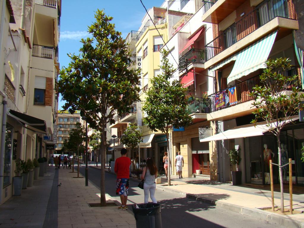 Hostal Platja Cambrils Exterior photo