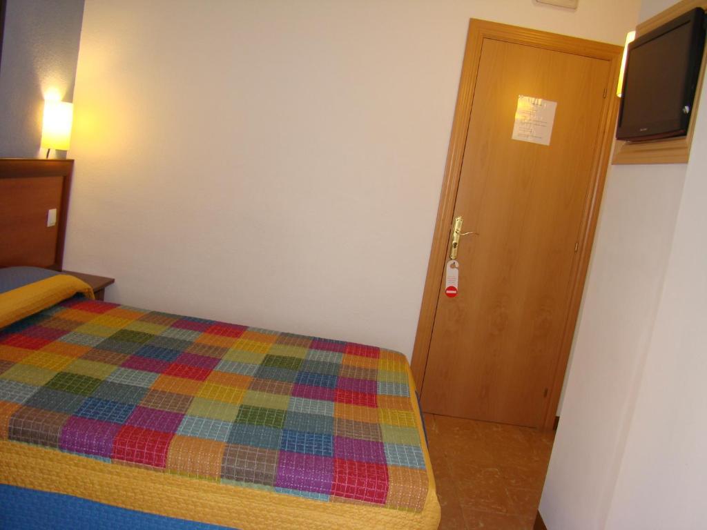 Hostal Platja Cambrils Exterior photo