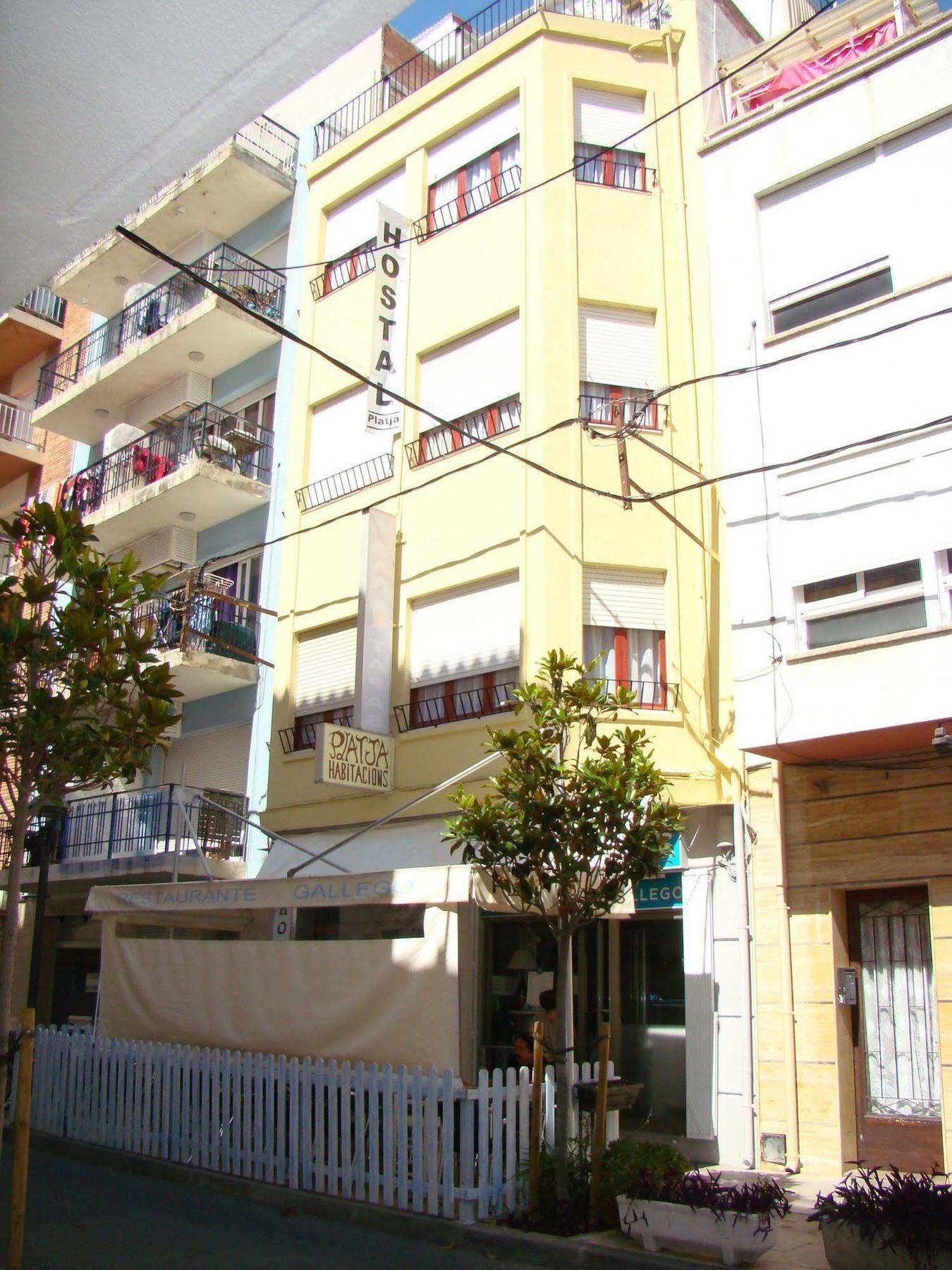 Hostal Platja Cambrils Exterior photo